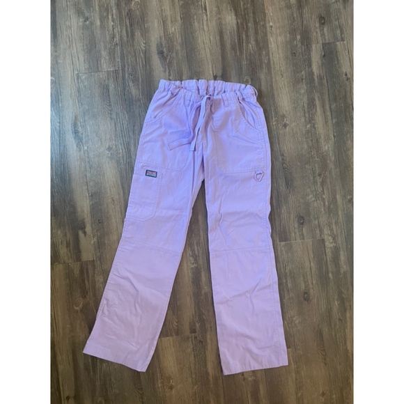 8 Scrub Pants and 2 Matching Scrub Tops - Cherokee and Grey's Anatomy - Picture 3 of 11